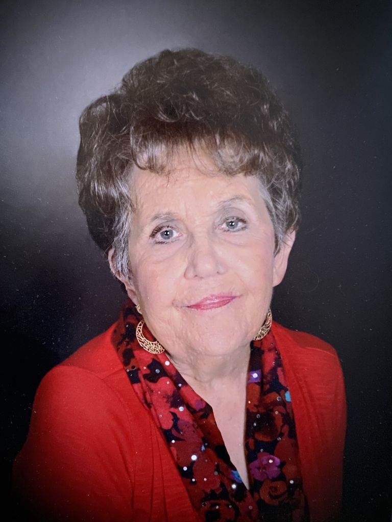 Paula Lee