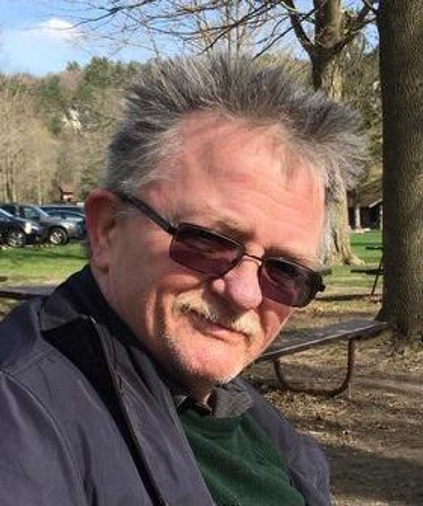 Mark V. "Vinnie" Busnelli Profile Photo