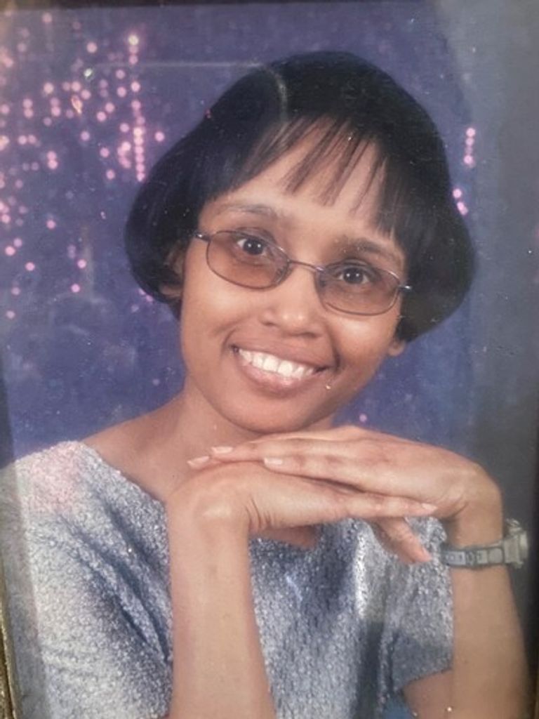 Tenneye R. Thornton Profile Photo