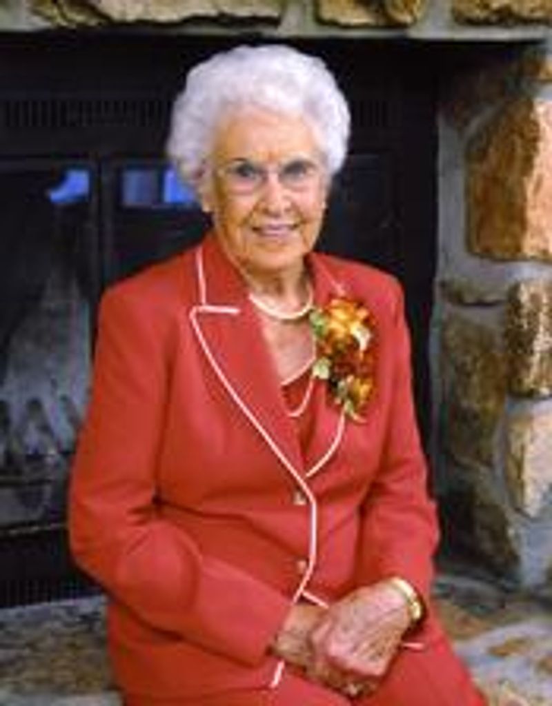 Leora Annabelle Burns