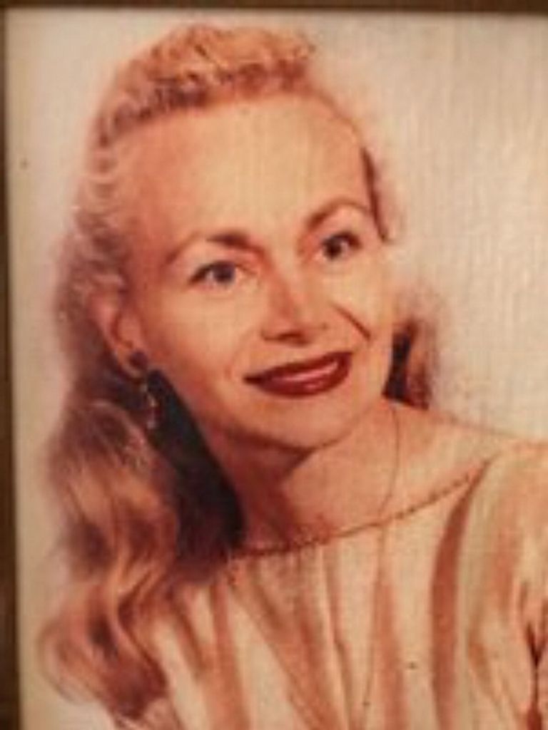 Elizabeth Jordan Profile Photo