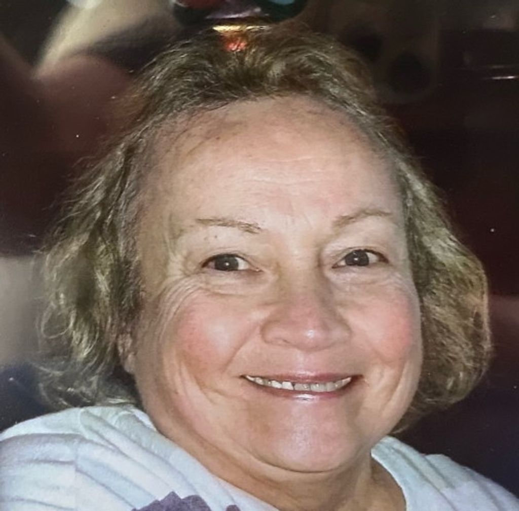 Marilyn M McCoy
