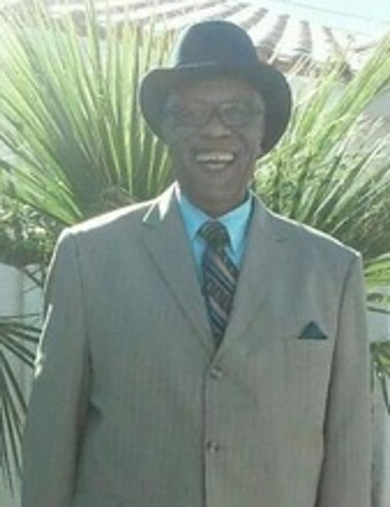 Alfred Moore Profile Photo