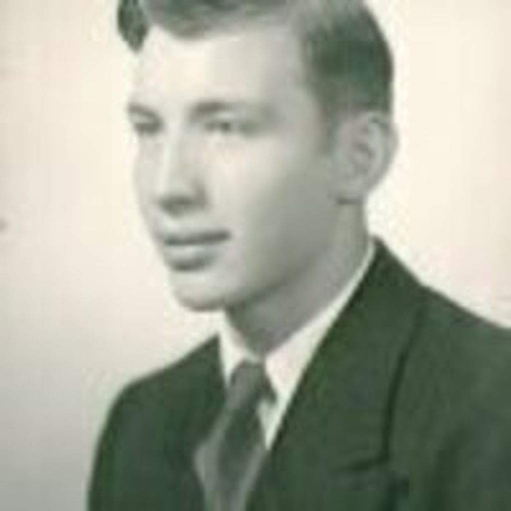 Robert A Mills Sr