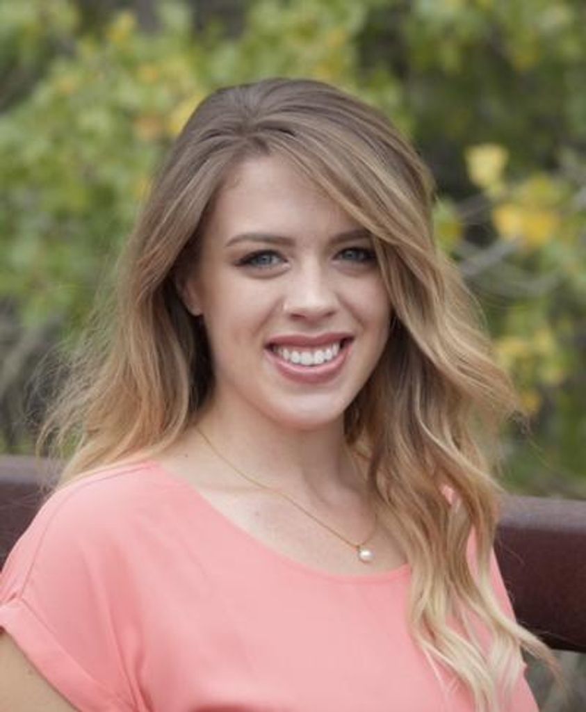 Elisa Joy Joviak Profile Photo