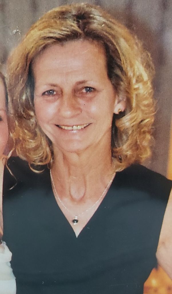 Bonnie Mitchell Wray