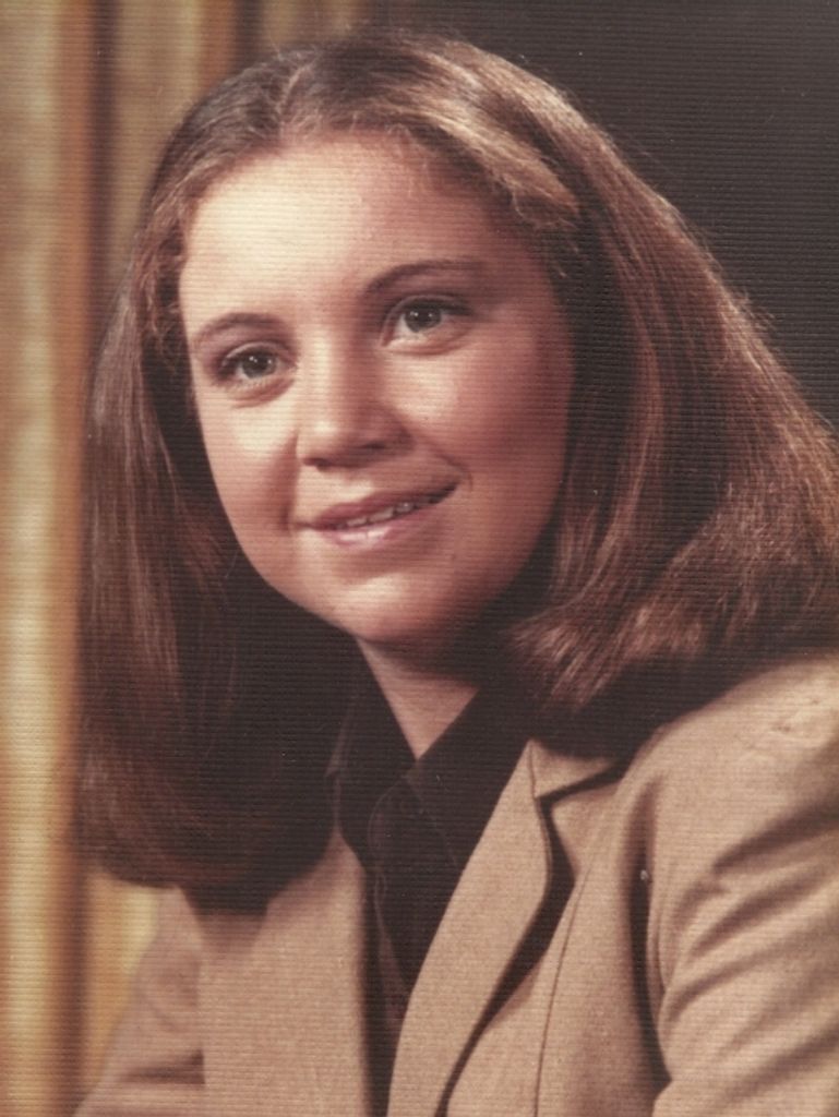 Kristi (Haitz)  Mckenzie