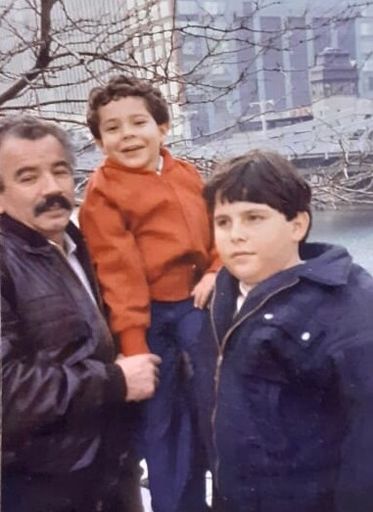 Armando Ramirez photo gallery thumbnail 13 of 164