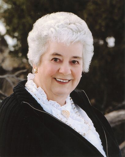 Elizabeth E. Reynolds Profile Photo