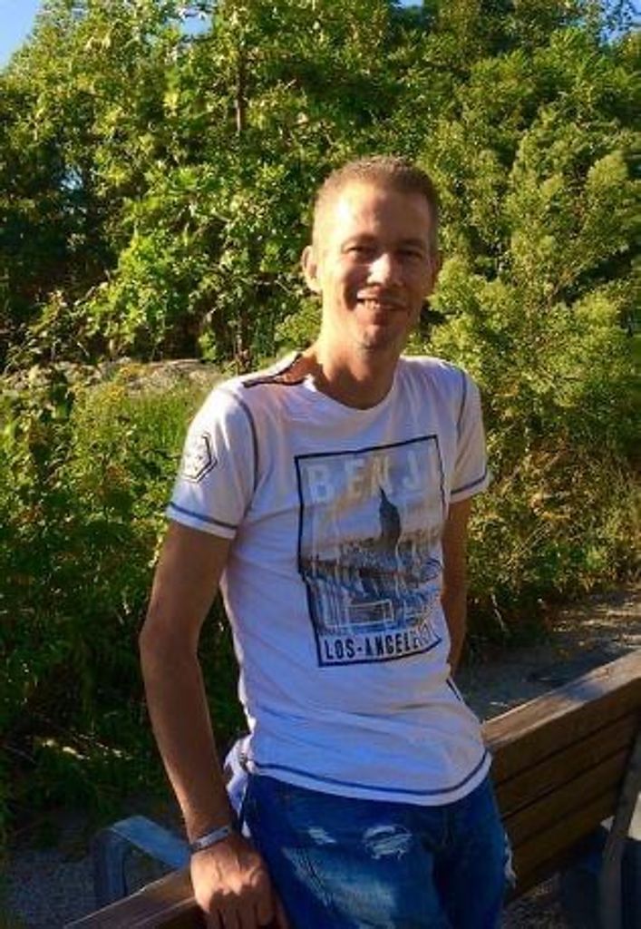 Shawn William Connolly