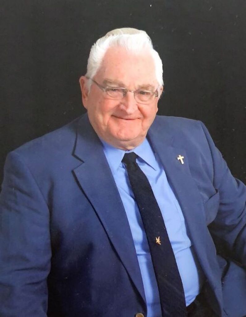 Clyde Earle