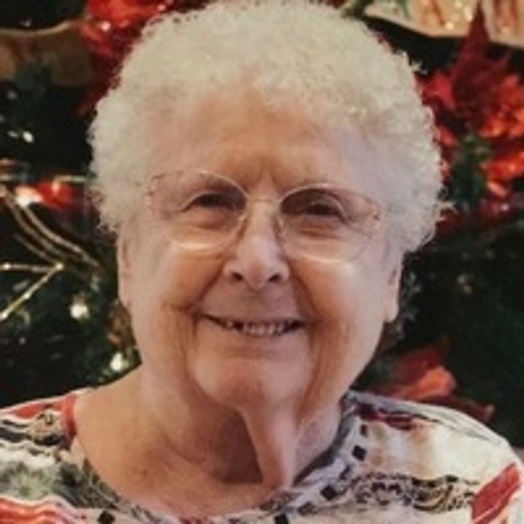 Lela M Smith