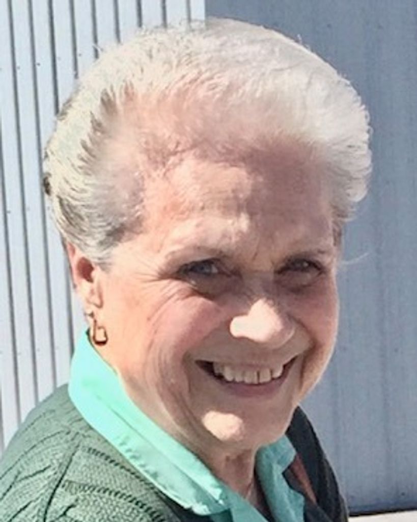 Elaine Dagle, of Crossville