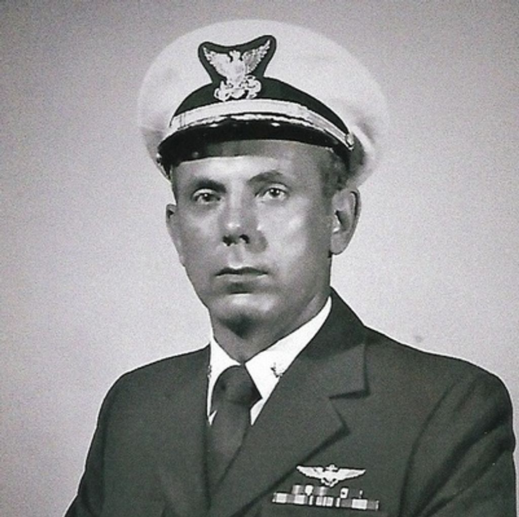 Cmdr Robert Franklin Stoeltje, Uscg