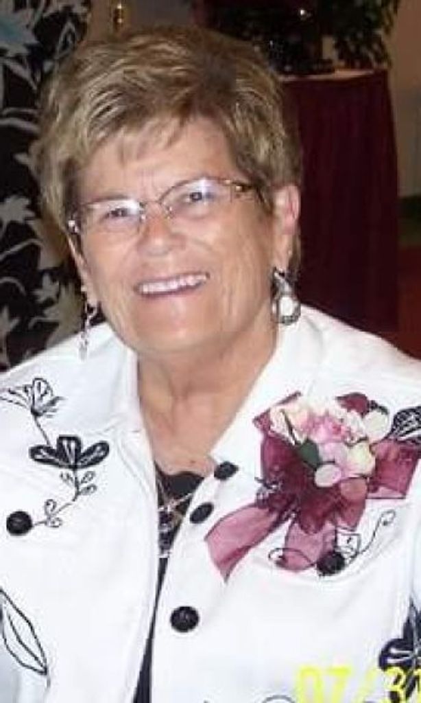 Phyllis E Joseph (Bennett)