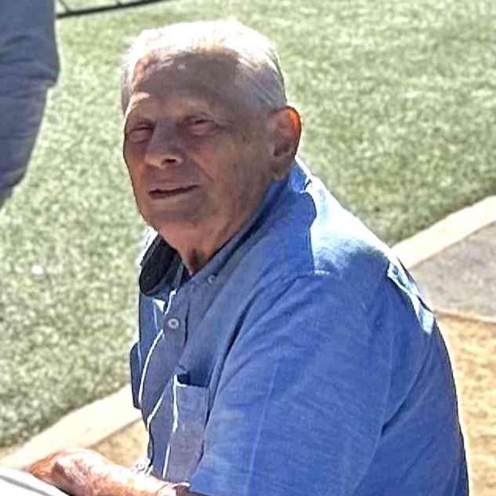 Sergio Tapia Profile Photo