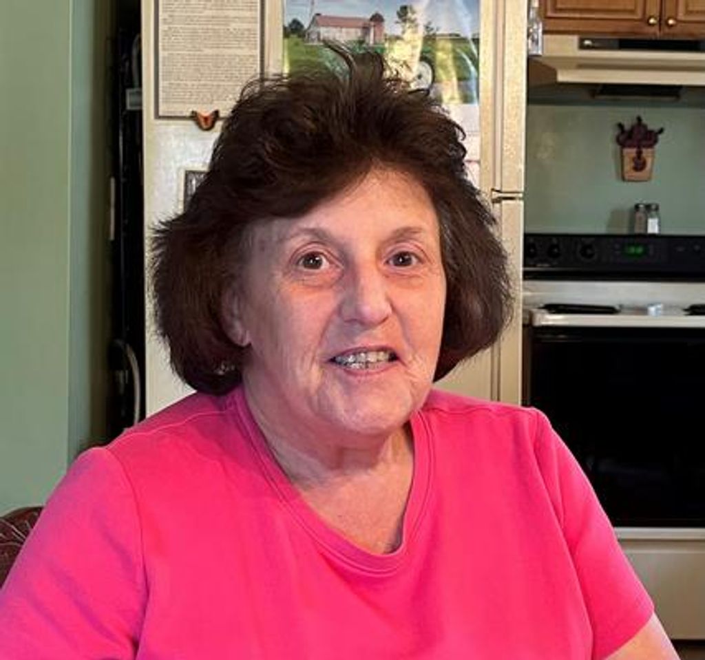 Deborah Lynn "Debbie" (Back) Reeves Profile Photo