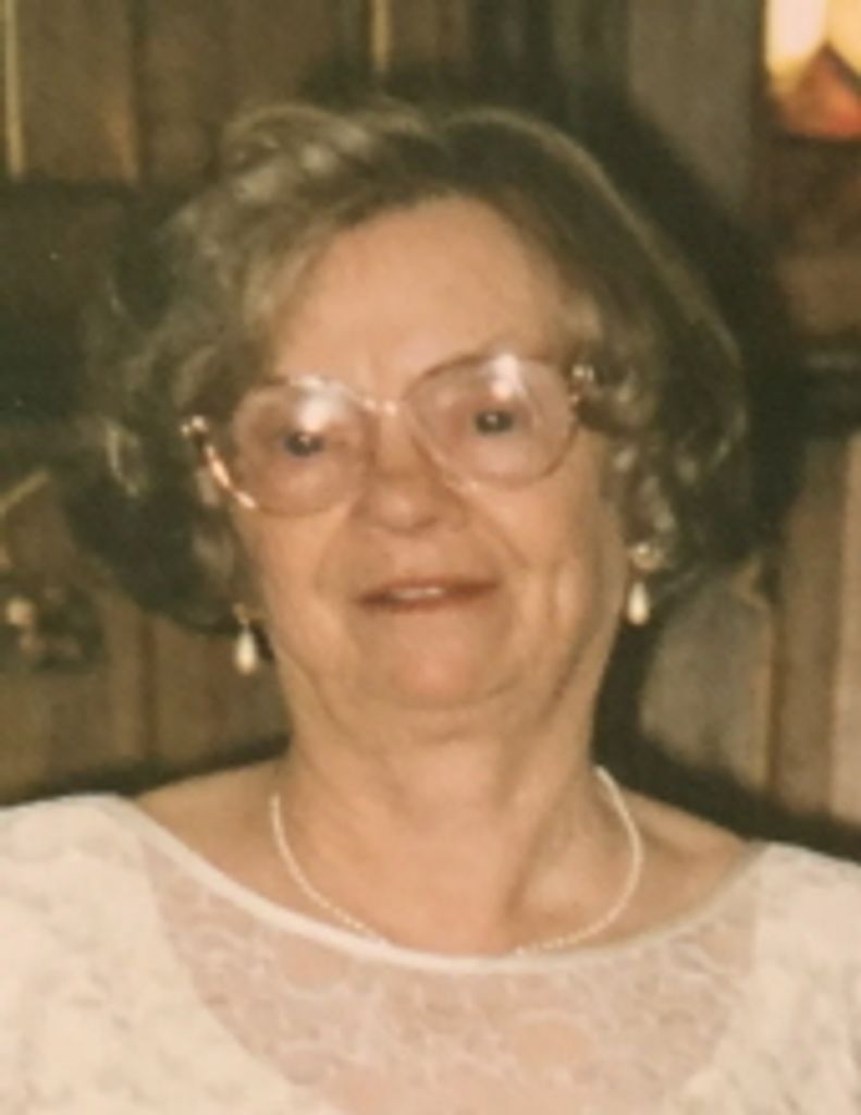 Elizabeth L. Bakkum Veum Profile Photo