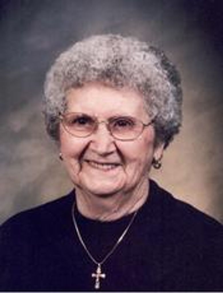 Bernice "Bea" Fitch
