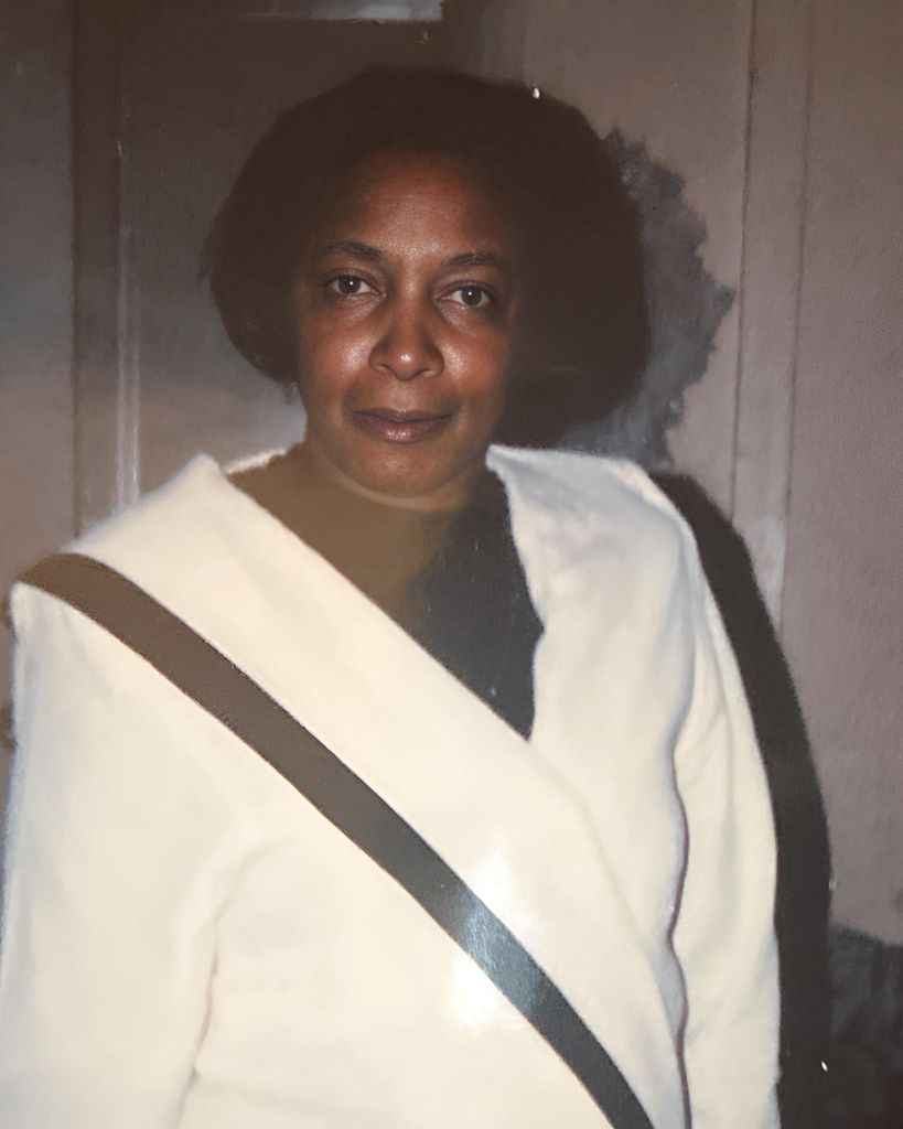 Ms. Linda Kenon