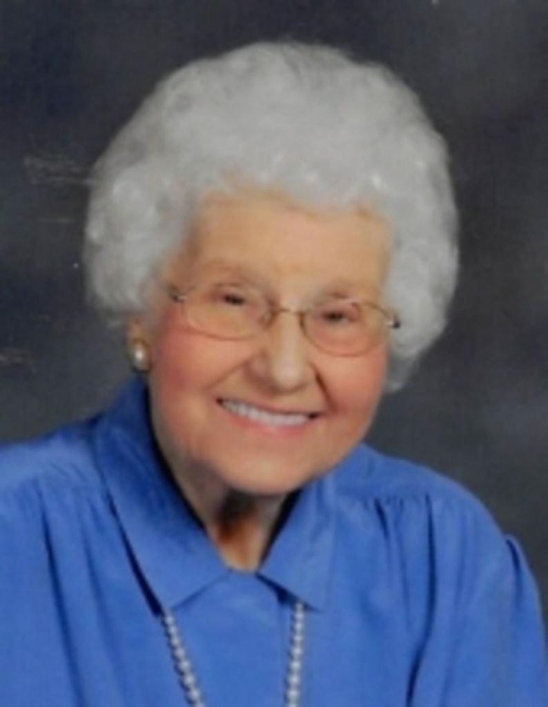 Helen Cade Profile Photo