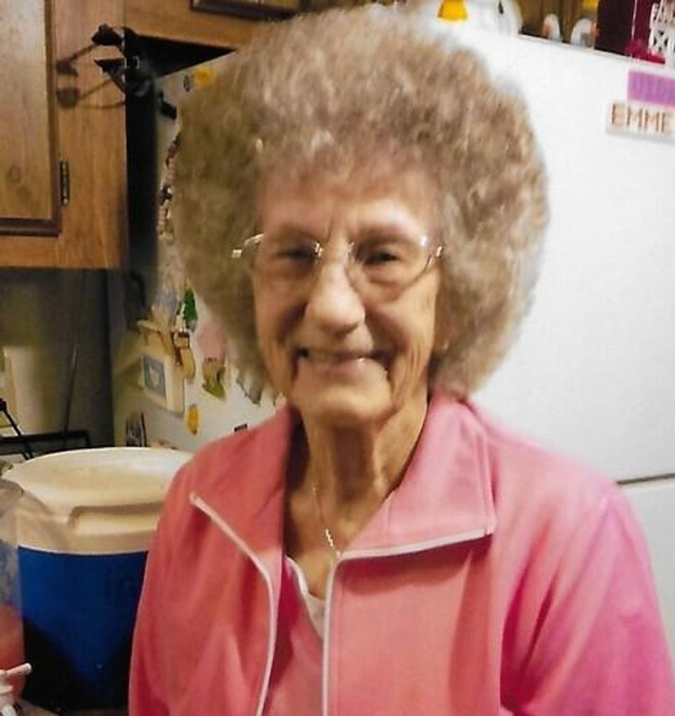 Vida M (Naab) Hall Profile Photo