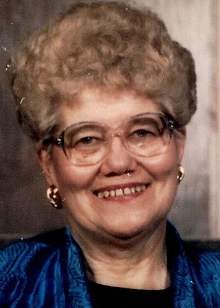 Doris (Hudec) Larock Profile Photo