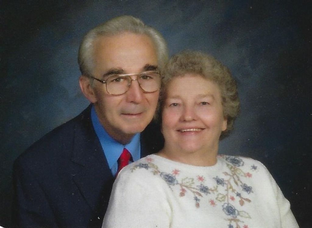 Cora Horvath Profile Photo