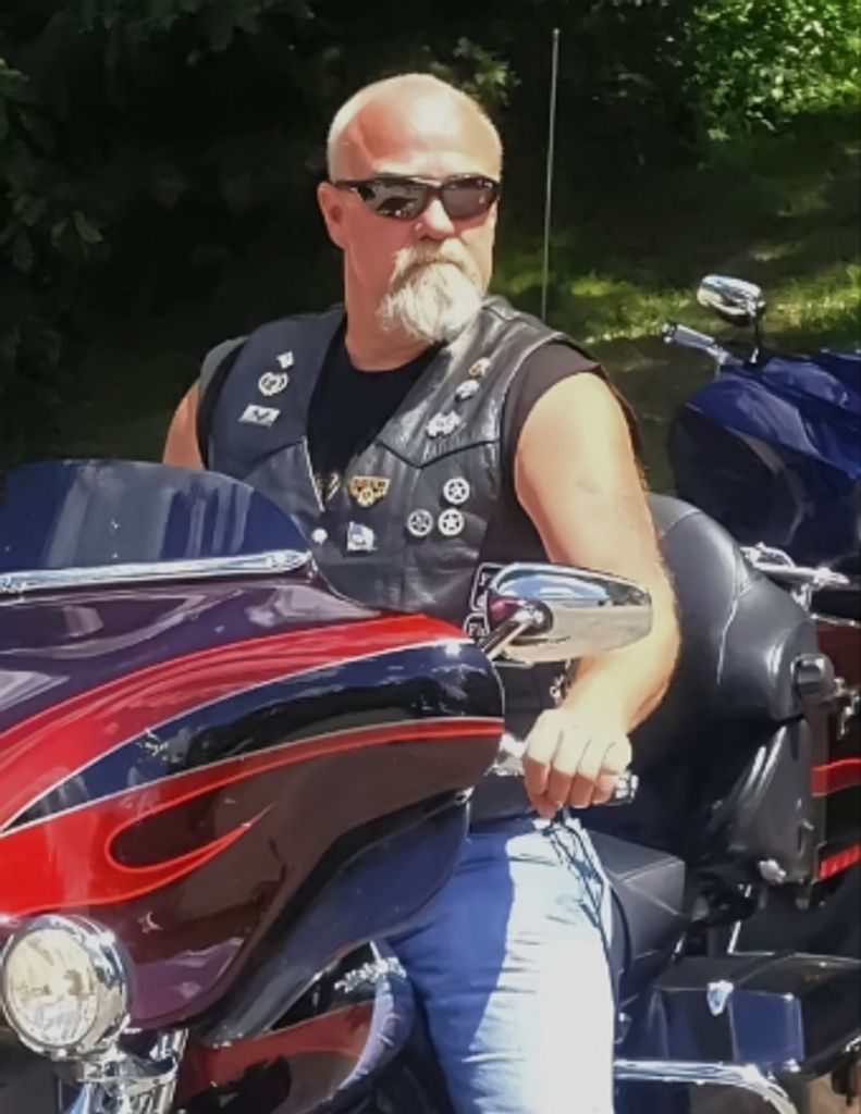 Robert "Bob" T. Milbrandt Profile Photo