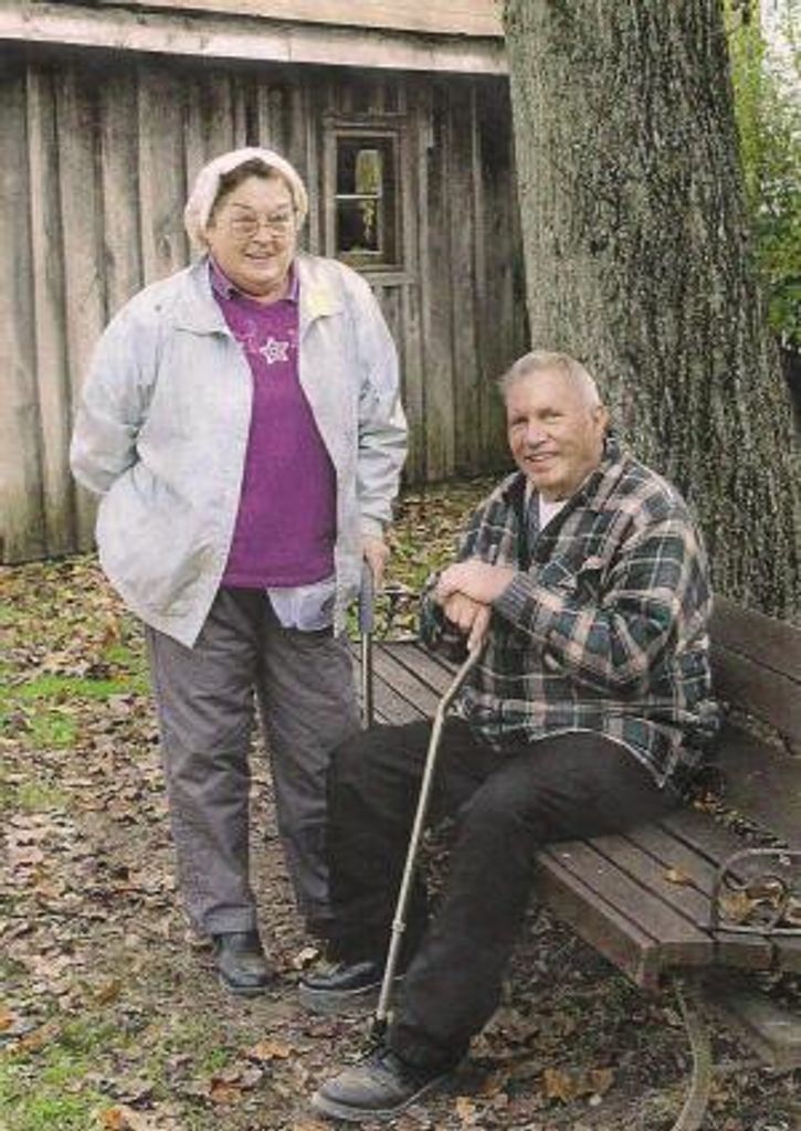 Mrs.    Nona Osborne