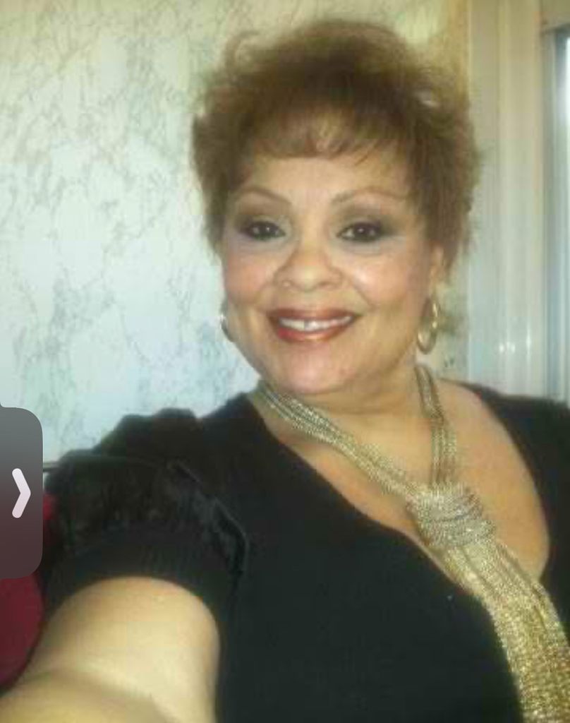 Elvia Valle Profile Photo