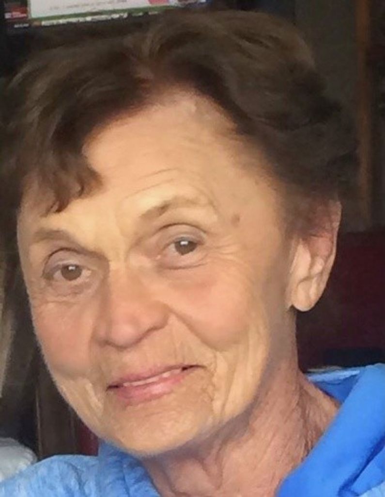 Tena Uhde Profile Photo