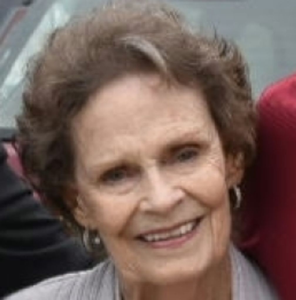 Lorraine Giles