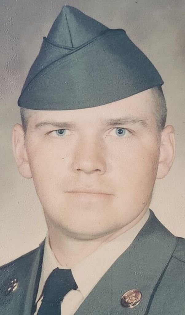 Edwin 'Eddy' Edmark Profile Photo