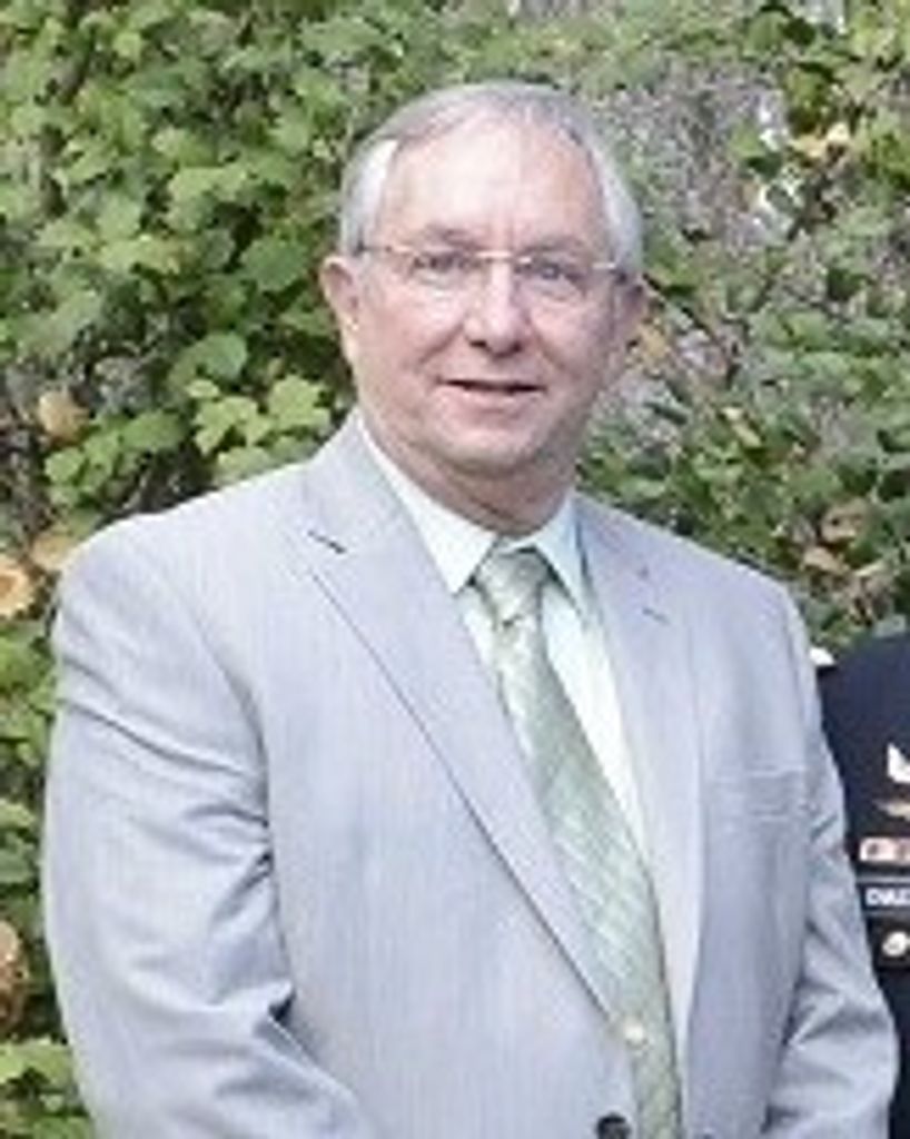 Michael W. Chastain