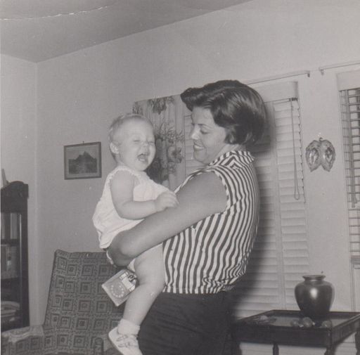 Jamianne Putnam photo gallery thumbnail 19 of 131