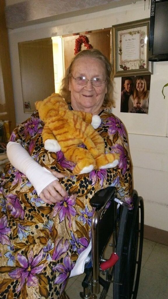 Liliane Simone Knott