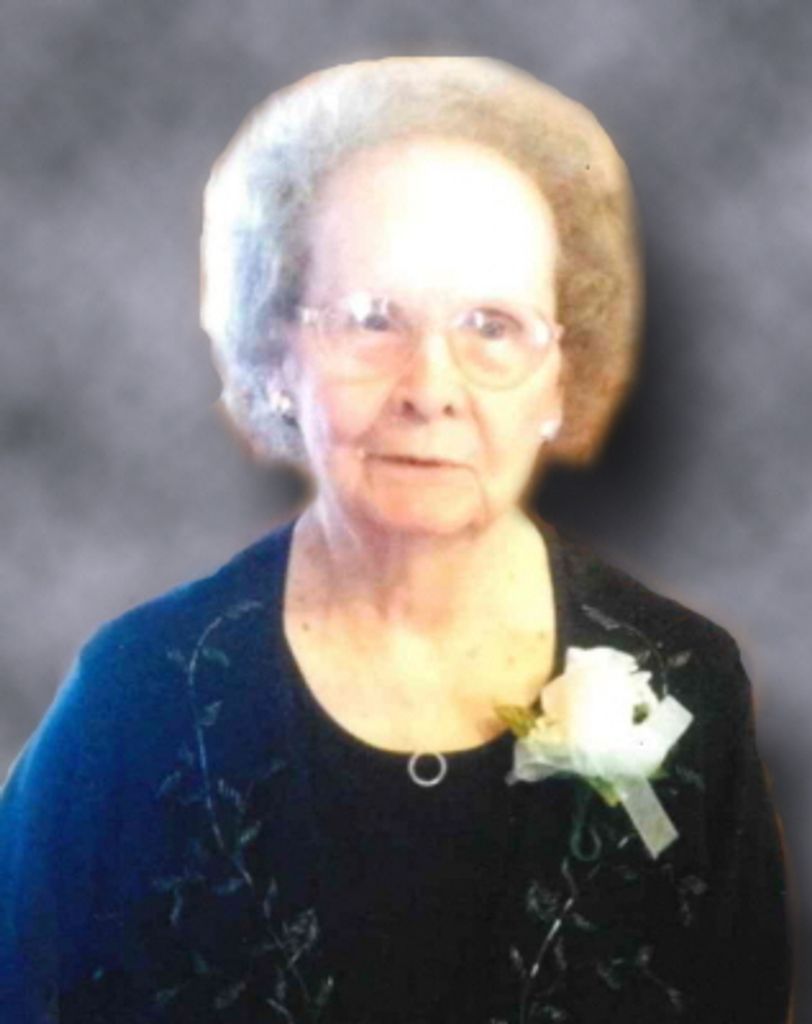 Betty J. Kneuss (Wenzel)