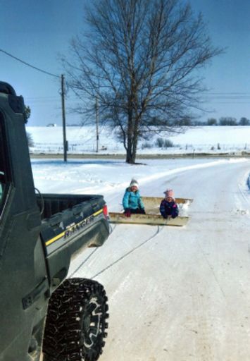 Tom Beeler photo gallery thumbnail 19 of 35