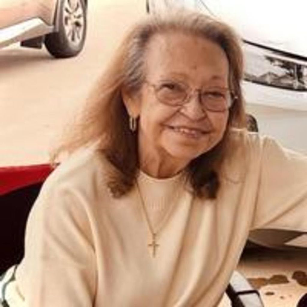 Celina Sintas Profile Photo