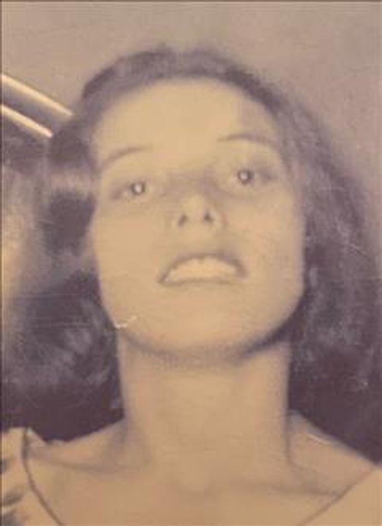 Charlotte Hedden Profile Photo