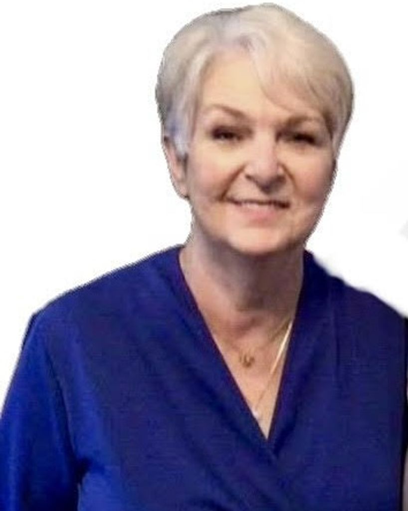 Aline Ann Clouate Champagne Profile Photo