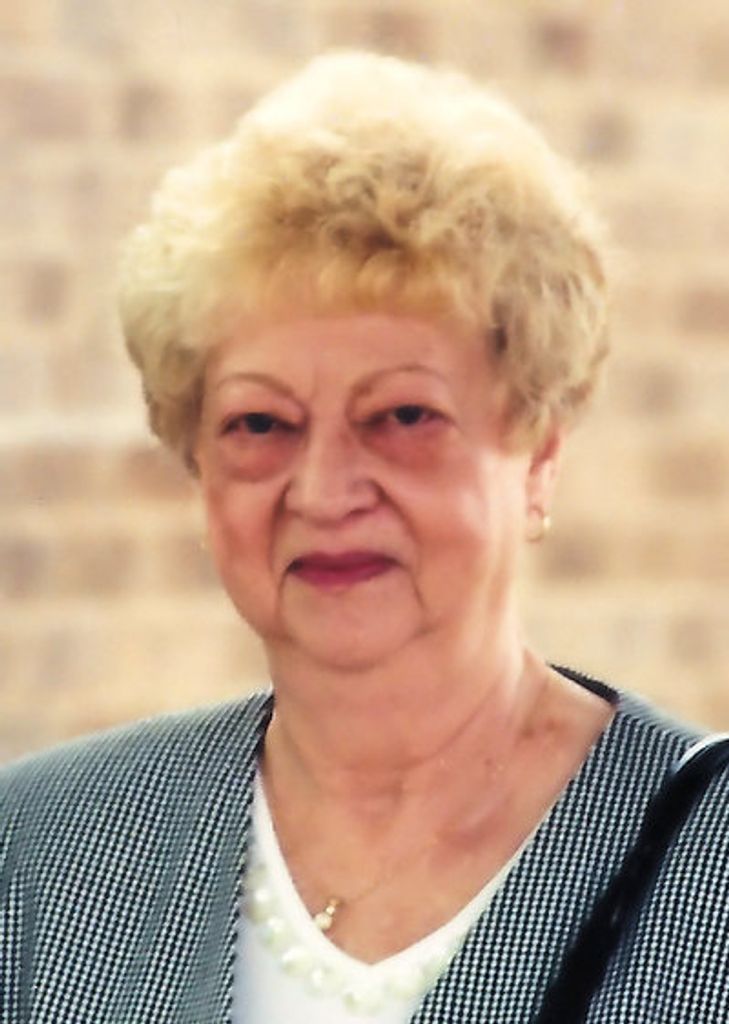 Evelyn M Rutkowski Profile Photo