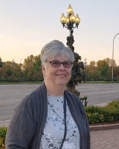 Laura L. Hoeft's obituary image