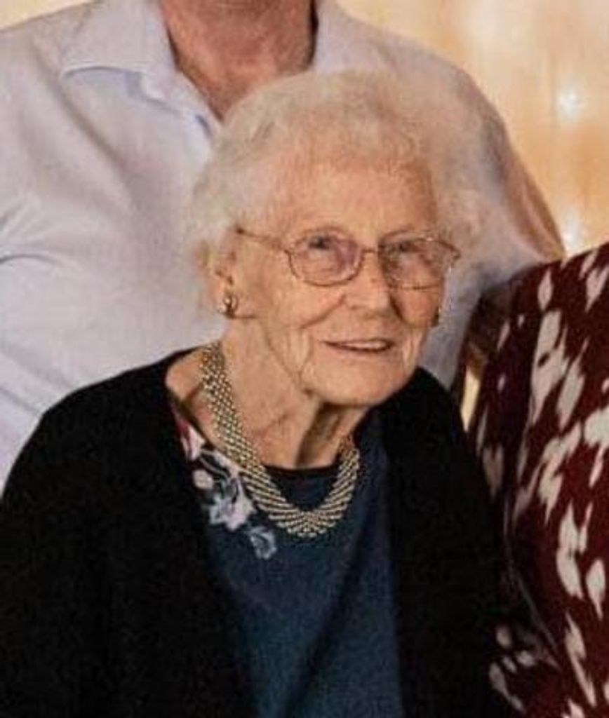 Mary "Maxine" Miller Profile Photo