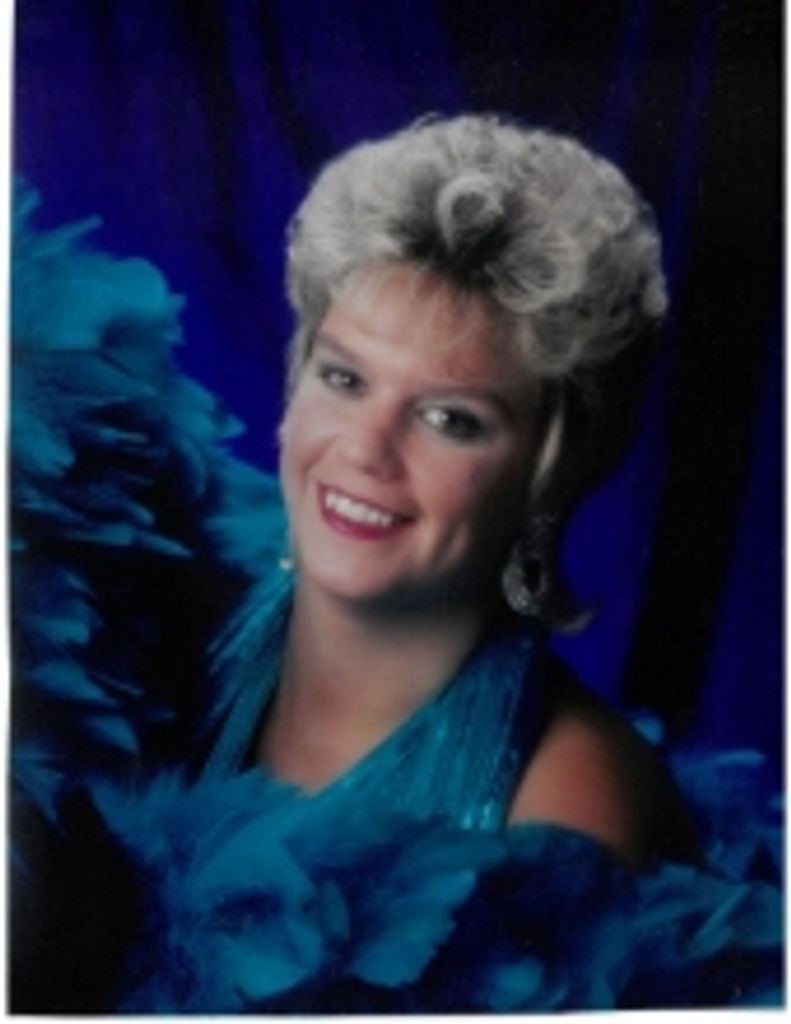 Kelli  Sue  Mull 