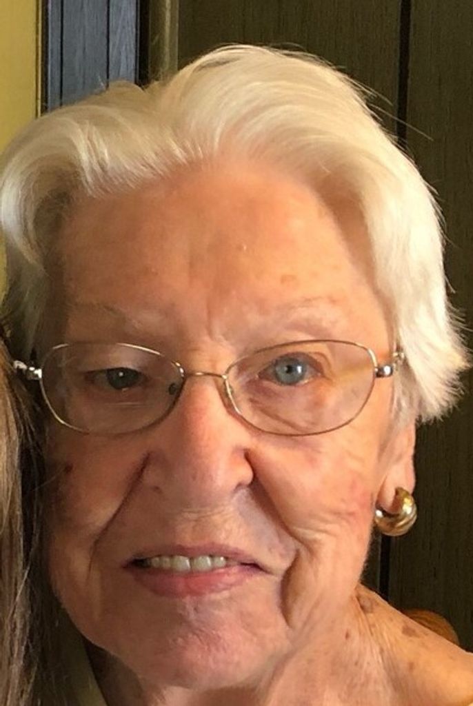 Faye Meadows Profile Photo