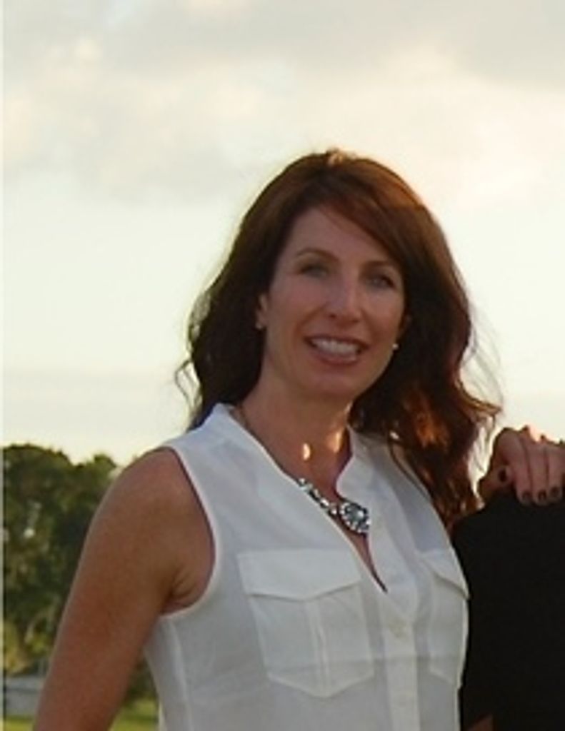 Victoria Marie (Farrell)  Champagne