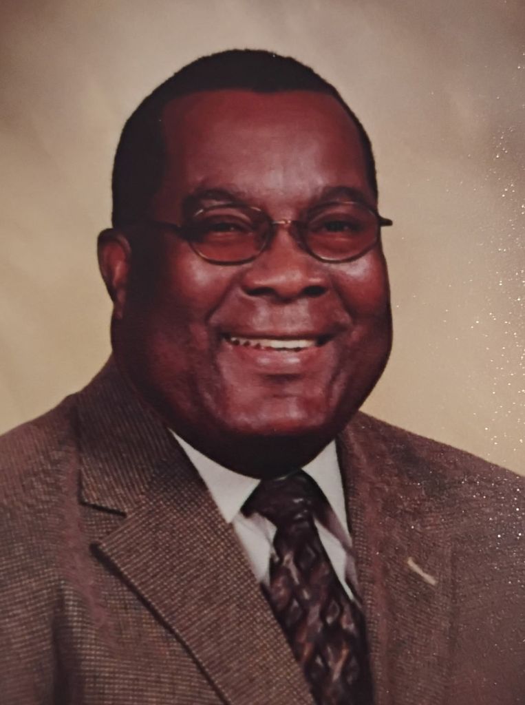 Vincent Lloyd Mennell
