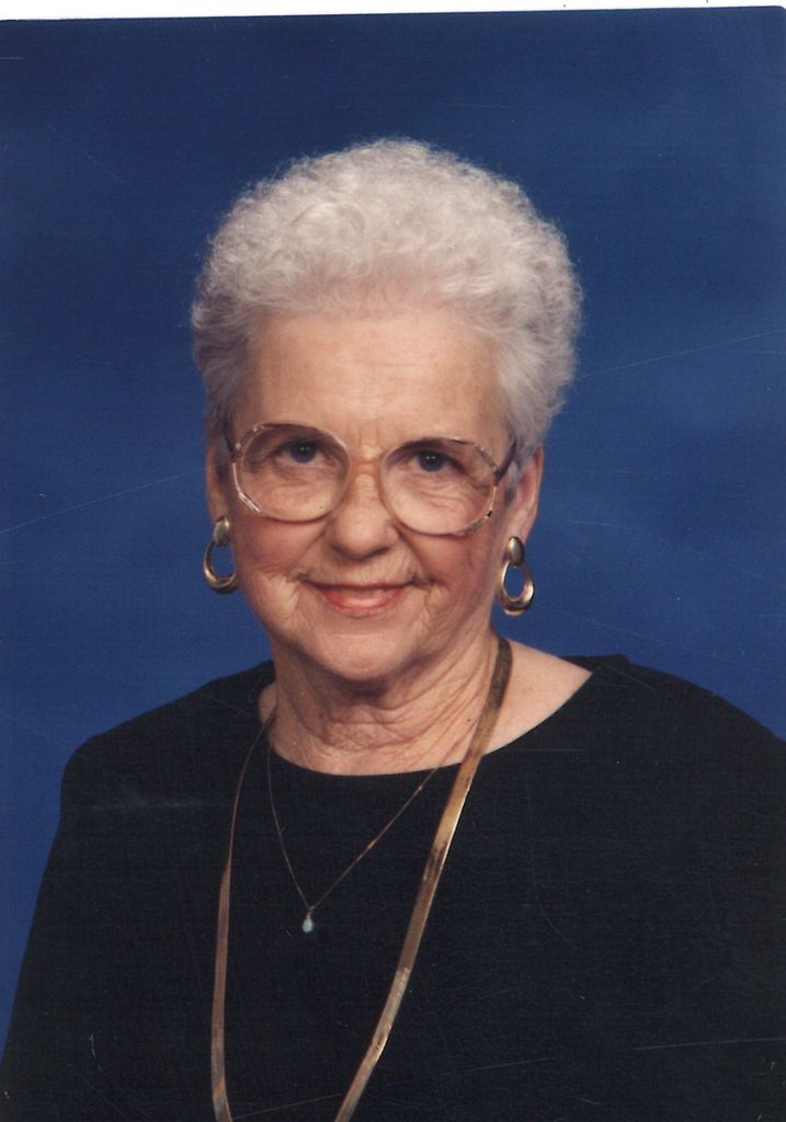Donna Lee Straw